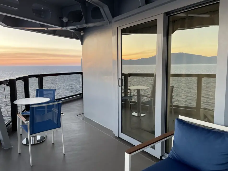 10011A Balcony Sunset