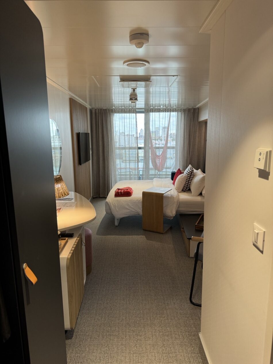 12090A Cabin
