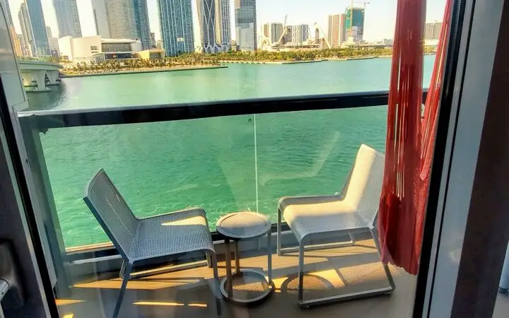 10074A Balcony