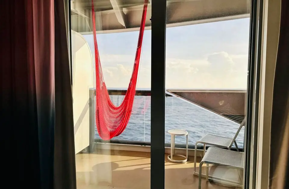 11346A Balcony showing metal obstruction but overall glass balcony