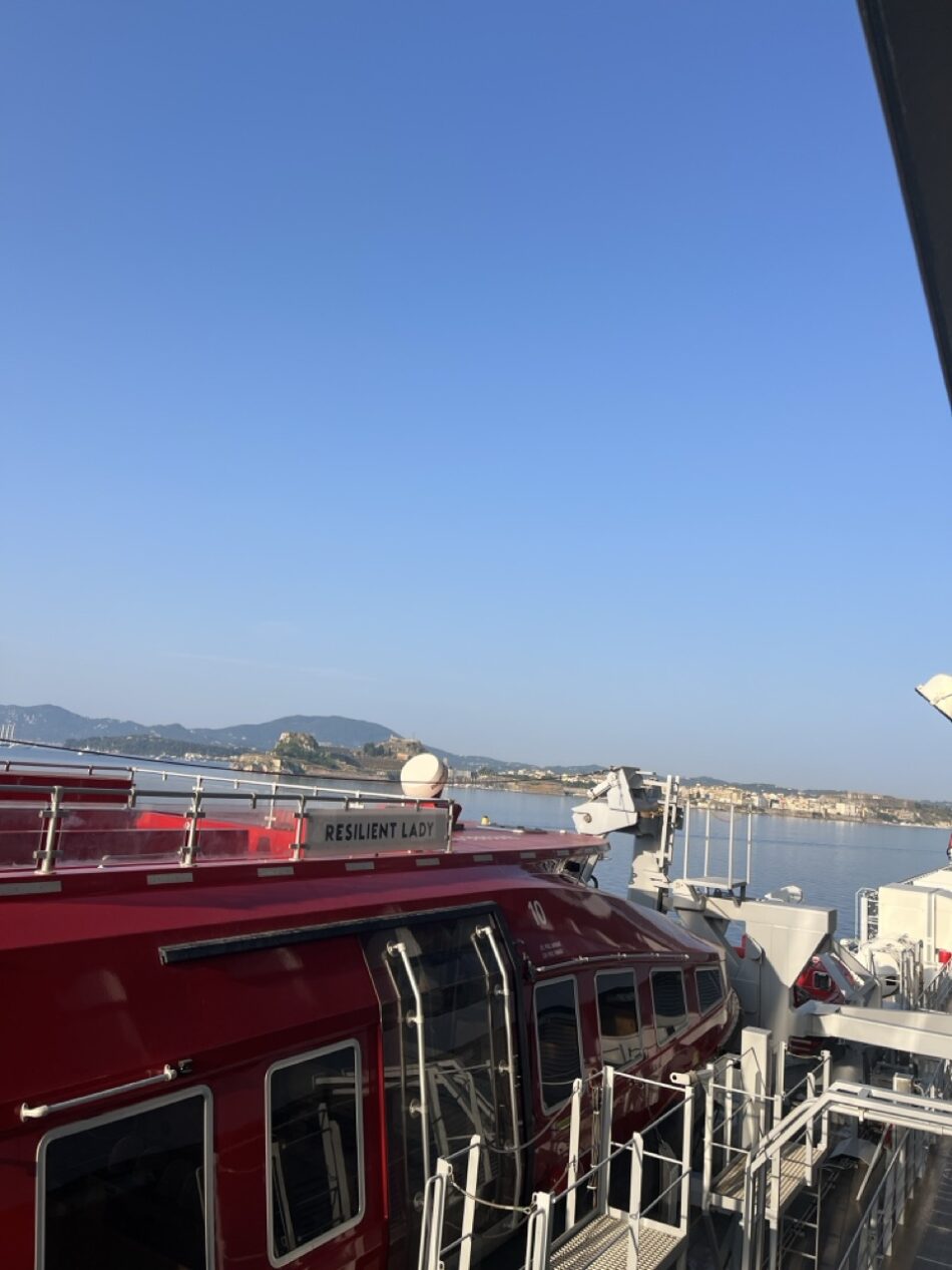 8062A Balcony View