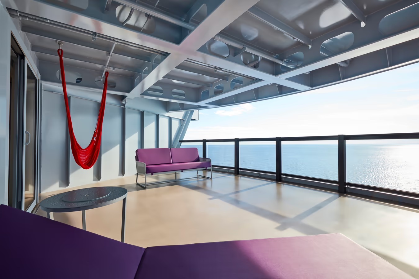 Sweet Aft Suite Cabins - VV Insider