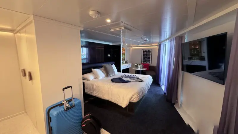 8011A Cabin