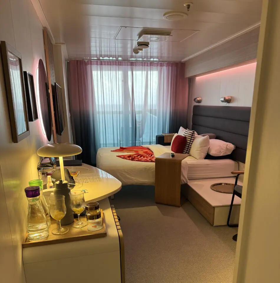 10354Z Cabin