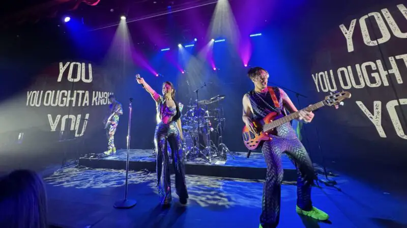 It’s a Rock Show-ke Live Band