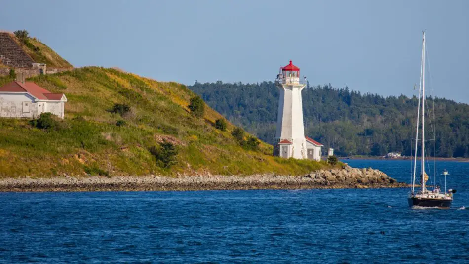 Fall Foliage in Canada & New England | Valiant Lady | 19 September 2026