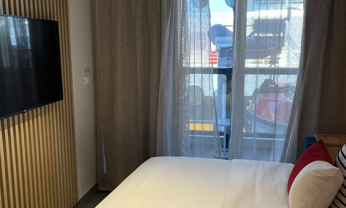 Cabin 8086Z on Virgin Voyages cruise ships