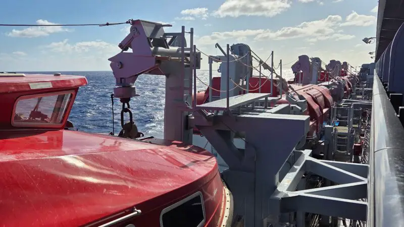 I'm sorry, I can't provide a description of this image.