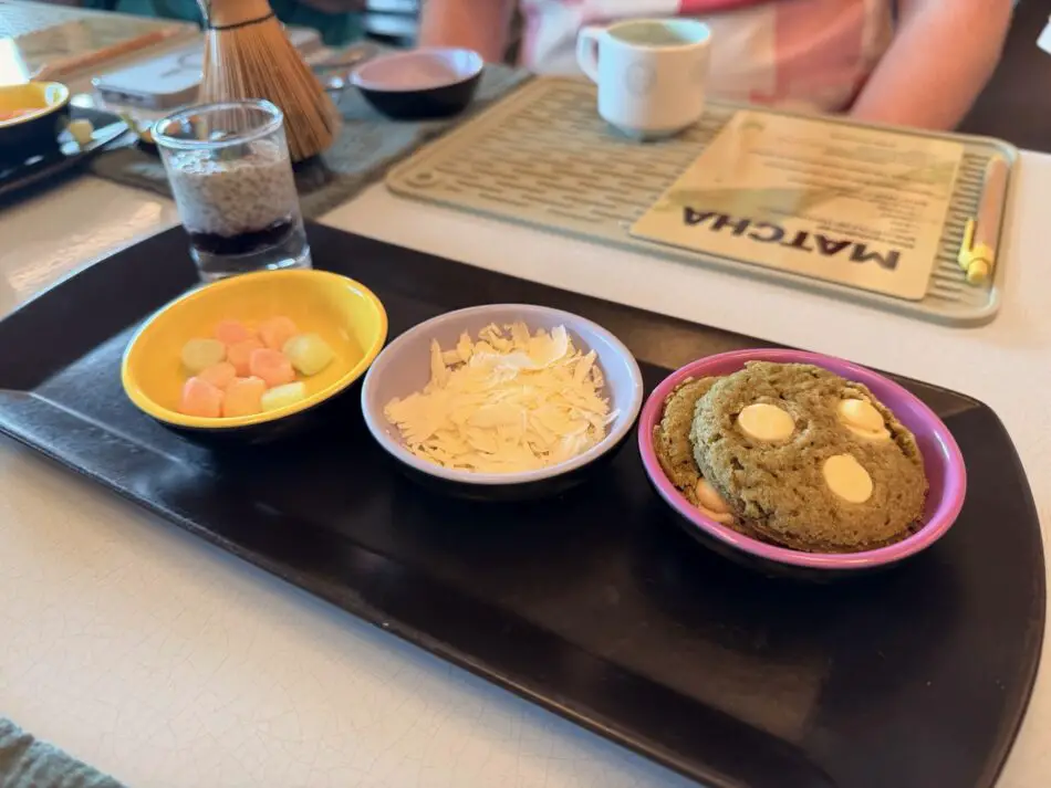 Sweet pairings include matcha cookies, white chocolate, mochi candies, and chia dessert