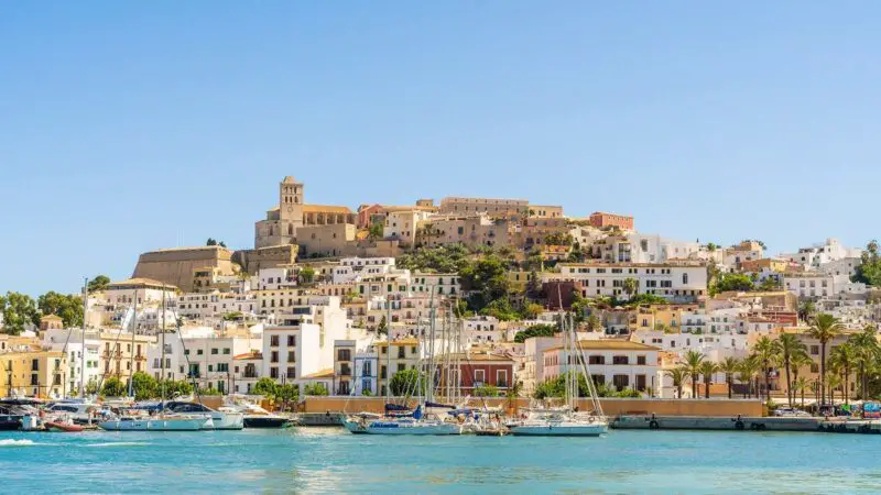 Italy, French Riviera & Spain | Valiant Lady | 4 September 2028
