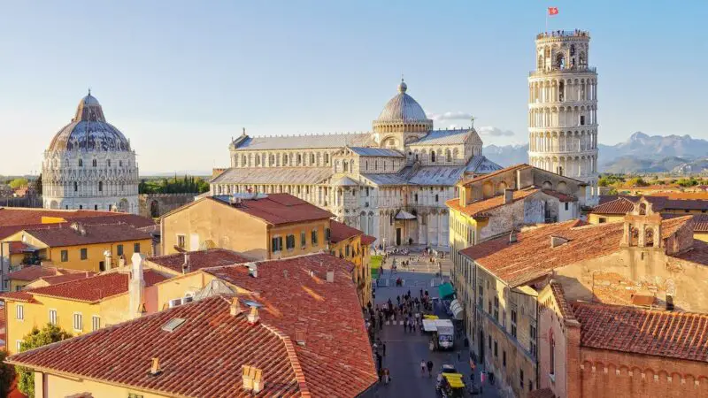 Mediterranean: Athens to Barcelona | Scarlet Lady | 15 October 2028