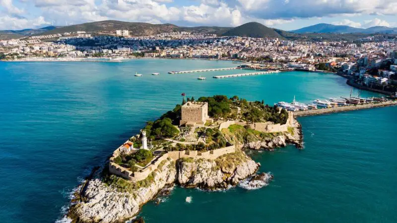 Mediterranean: Athens to Barcelona | Valiant Lady | 14 June 2028