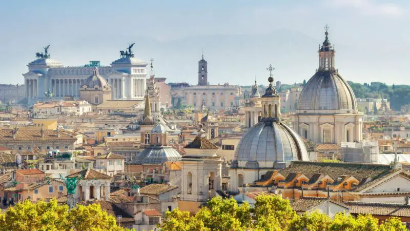 Mediterranean: Barcelona to Athens | Resilient Lady | 6 June 2027