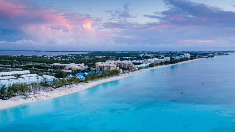 Western Caribbean & Bimini New Year's | Resilient Lady | 27 December 2026