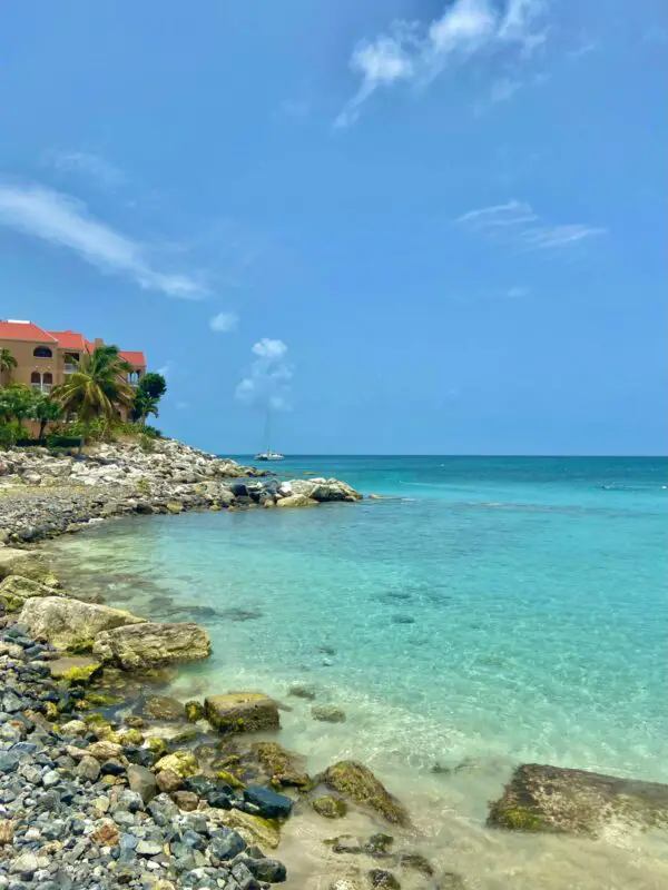 Clear water at Little Bay, Philipsburg, Sint Maarten